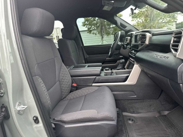 Toyota Tundra 4WD SR5 de 2025