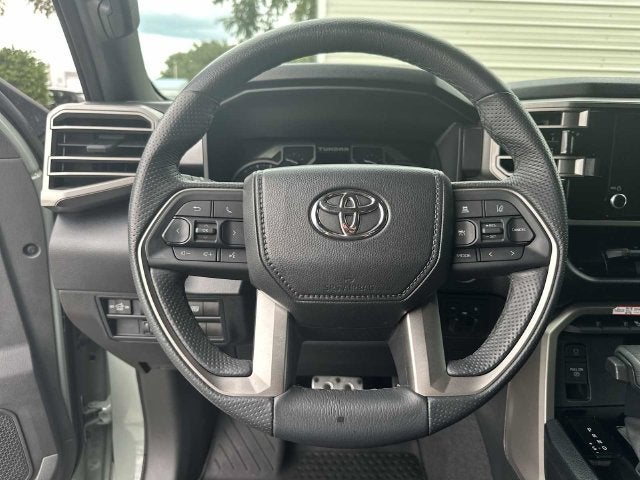 Toyota Tundra 4WD SR5 de 2025
