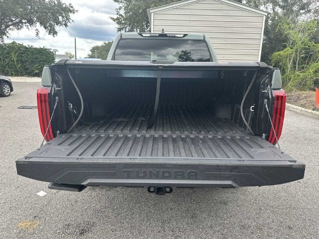 Toyota Tundra 4WD SR5 de 2025