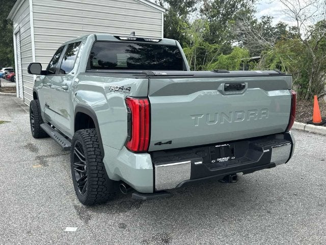 Toyota Tundra 4WD SR5 de 2025