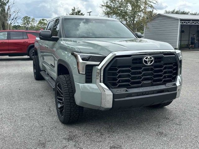 Toyota Tundra 4WD SR5 de 2025