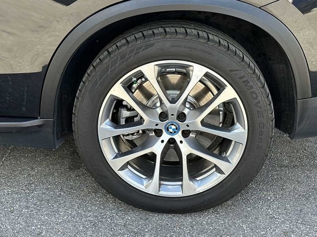 BMW X5 xDrive50e 2025