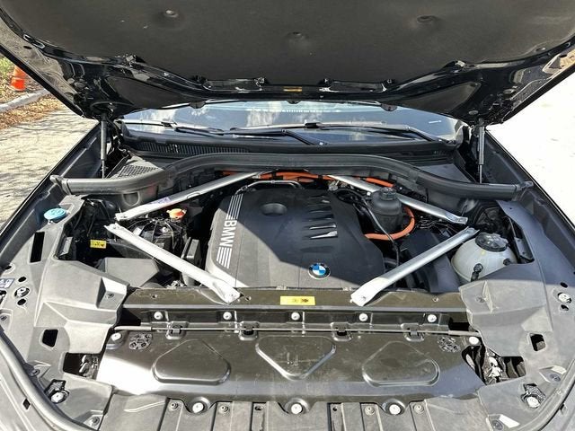 BMW X5 xDrive50e 2025