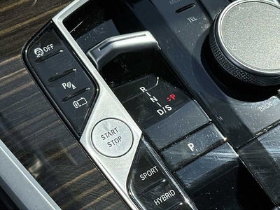 BMW X5 xDrive50e 2025