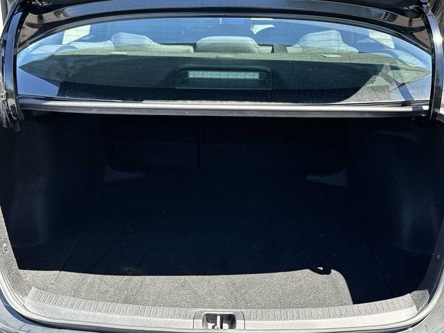 Toyota Corolla LE 2024