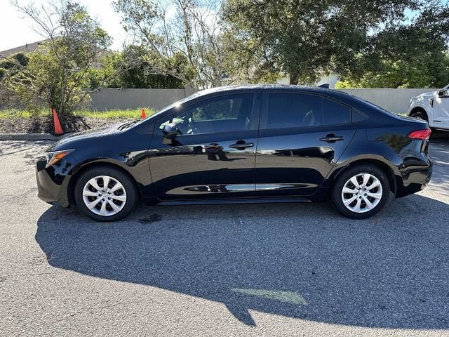 Toyota Corolla LE 2025