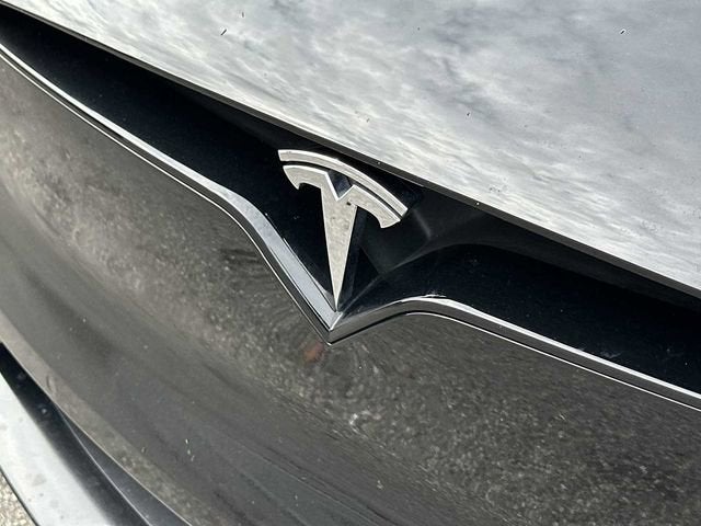 Tesla Model X de autonomía estándar 2023