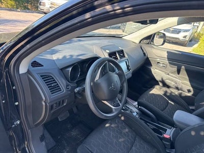 Mitsubishi Outlander Sport S 2024