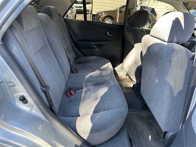 Mazda Protege DX 2000