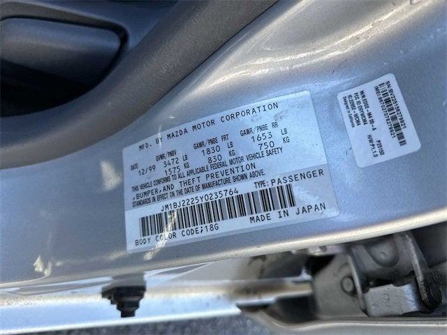 Mazda Protege DX 2000