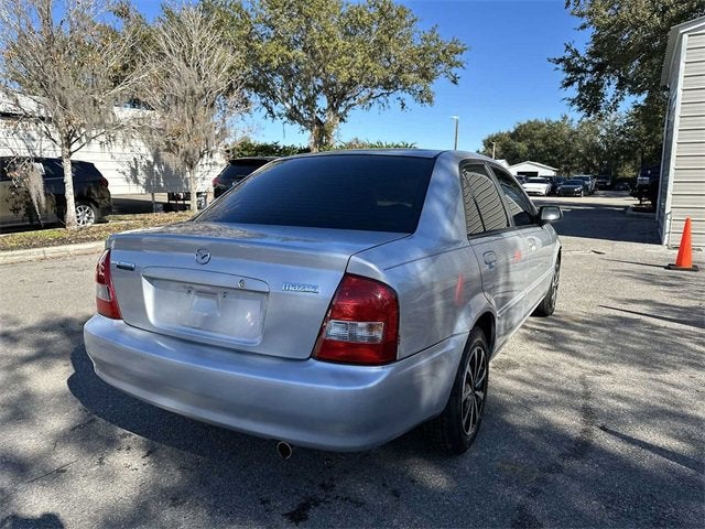 Mazda Protege DX 2000