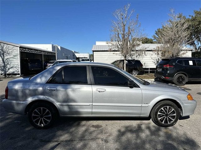 Mazda Protege DX 2000