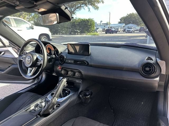 Club Mazda MX-5 Miata 2025