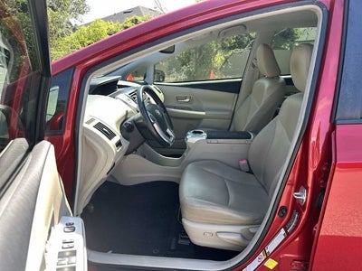 Toyota Prius v Five de 2013