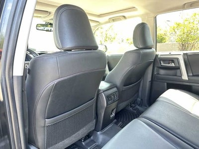 Toyota 4Runner SR5 2020