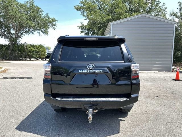 Toyota 4Runner SR5 2020