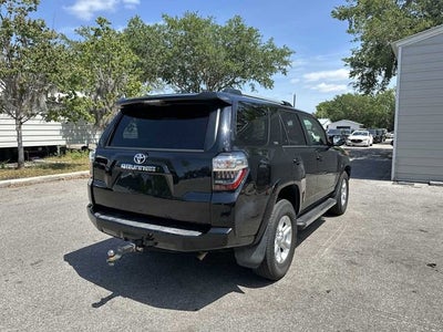 Toyota 4Runner SR5 2020