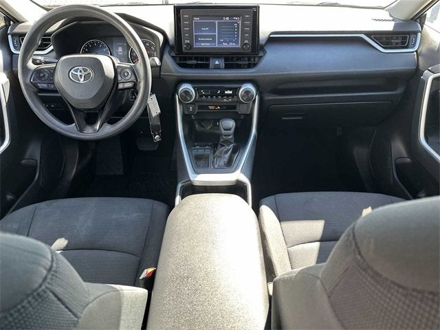 Toyota RAV4 LE 2019