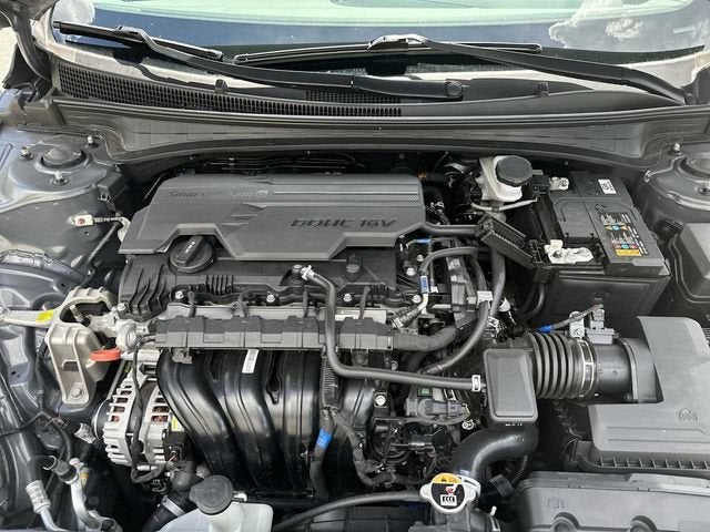 Hyundai Elantra SEL 2024