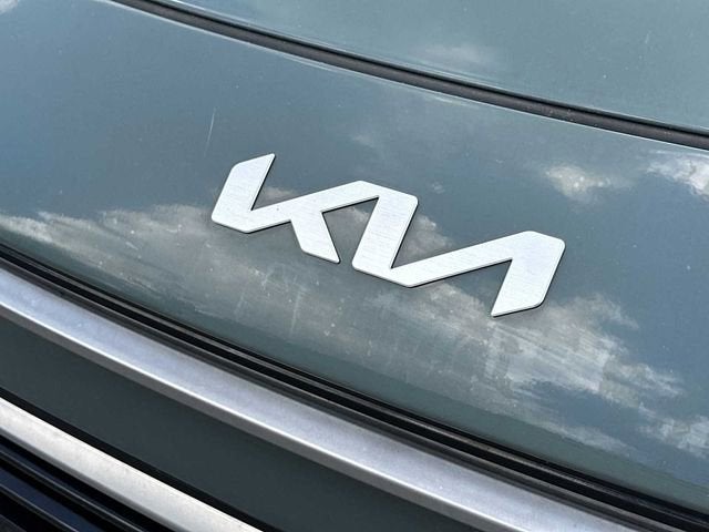 Kia Niro EX Touring 2023