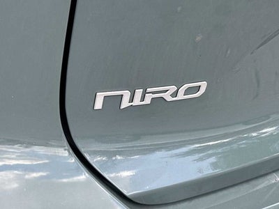 Kia Niro EX Touring 2023