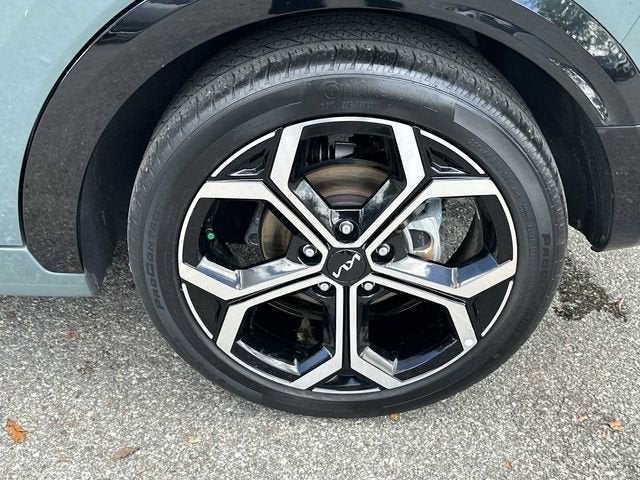 Kia Niro EX Touring 2023