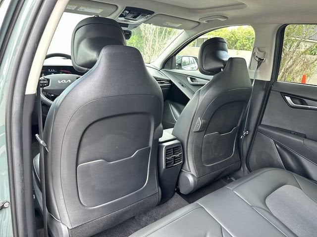 Kia Niro EX Touring 2023