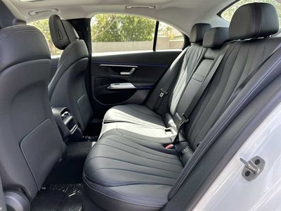 Mercedes-Benz E 450 4MATIC® 2025