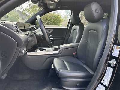 Mercedes-Benz GLB 250 4MATIC® 2023