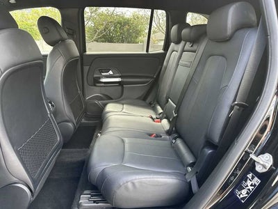 Mercedes-Benz GLB 250 4MATIC® 2023