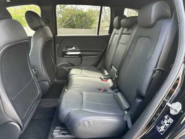 Mercedes-Benz GLB 250 4MATIC® 2023