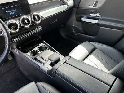 Mercedes-Benz GLB 250 4MATIC® 2023