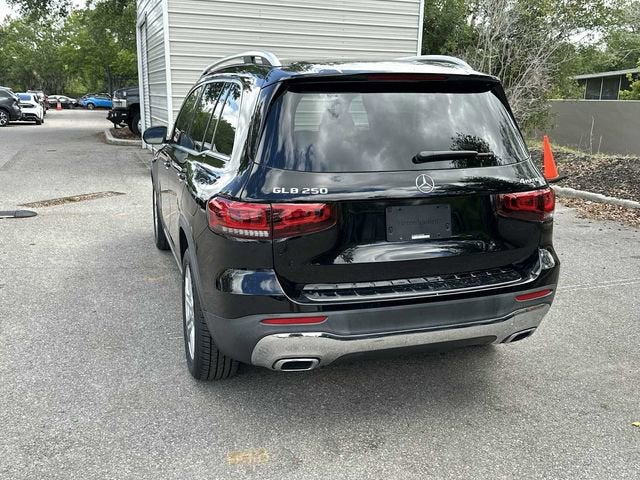 Mercedes-Benz GLB 250 4MATIC® 2023