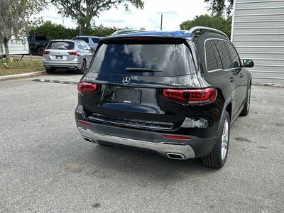Mercedes-Benz GLB 250 4MATIC® 2023