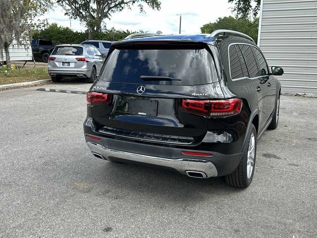 Mercedes-Benz GLB 250 4MATIC® 2023