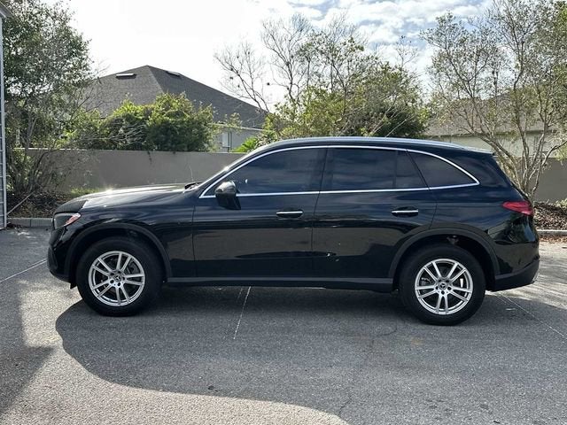 SUV Mercedes-Benz GLC 300 2025