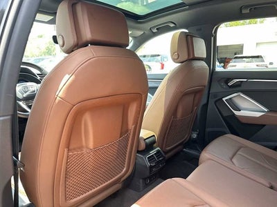 Audi Q3 S line Premium 2024