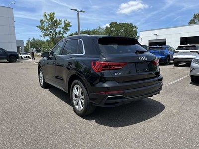 Audi Q3 S line Premium 2024