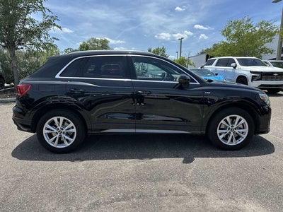 Audi Q3 S line Premium 2024