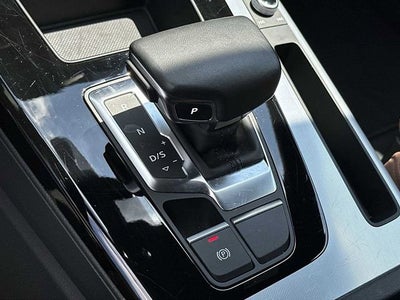 Audi Q5 S line Premium 2025