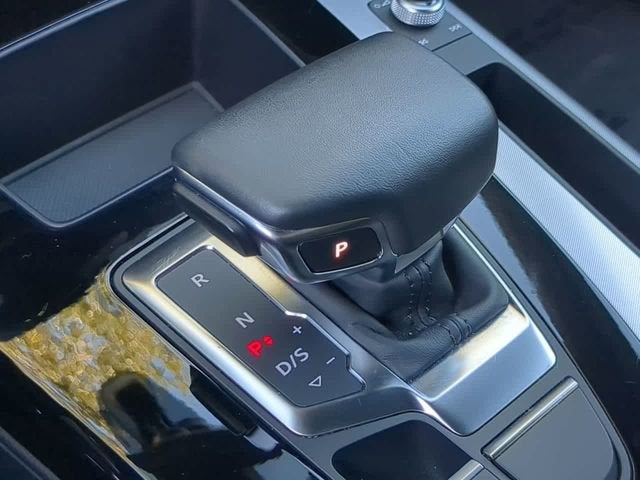 Audi Q5 Premium 45 TFSI S line quattro 2025