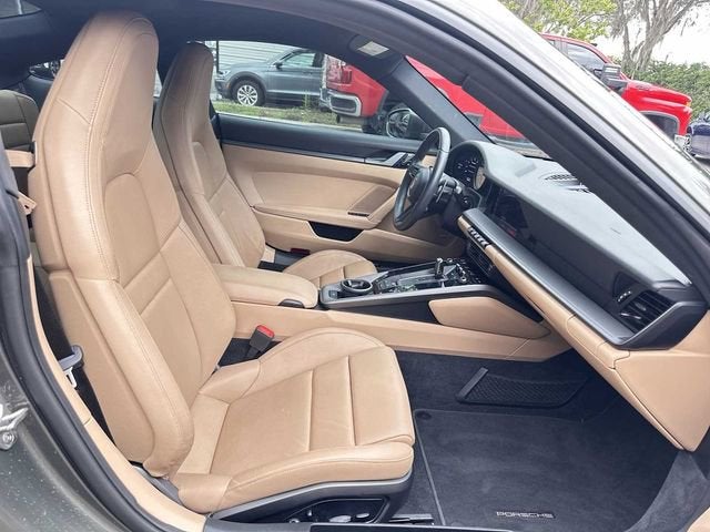 Porsche 911 Carrera 2021