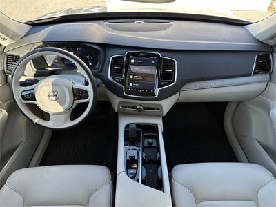 Volvo XC90 Plus 2025
