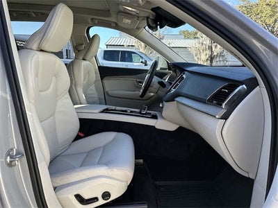 Volvo XC90 Plus 2025