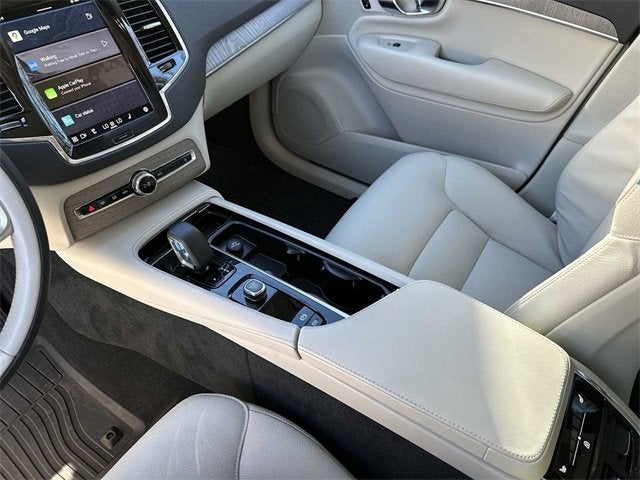 Volvo XC90 Plus 2025