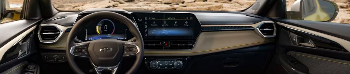 pantalla interior trax 2024